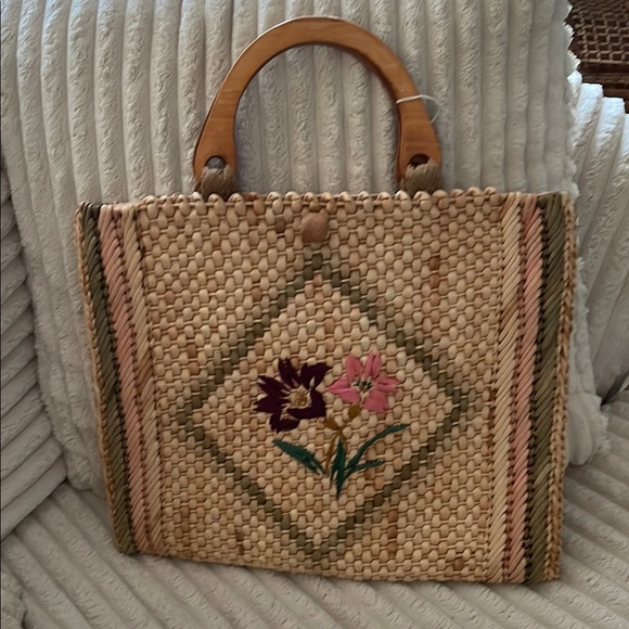 Handbags - Vintage Raffia Straw Tote Bag Floral Embroidered Wooden Handles Boho Beach